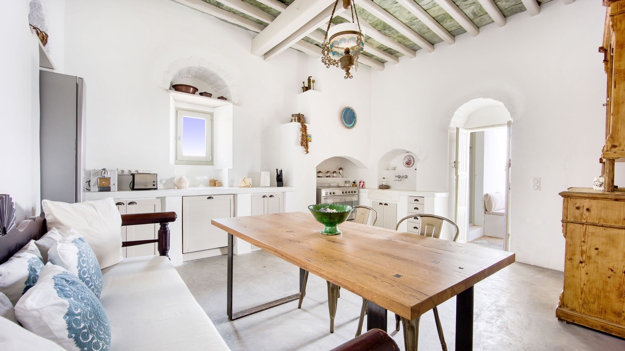 Photo of Others in Folegandros Town