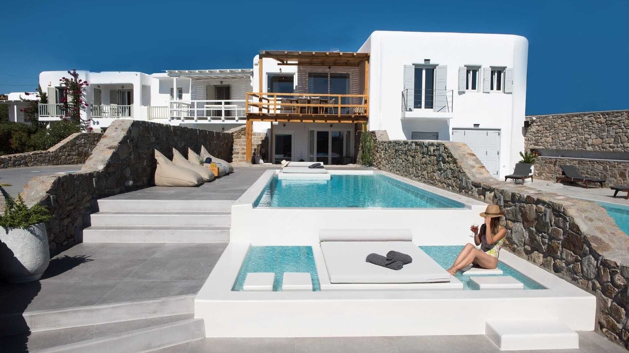 Photo of Outdoor in Elia