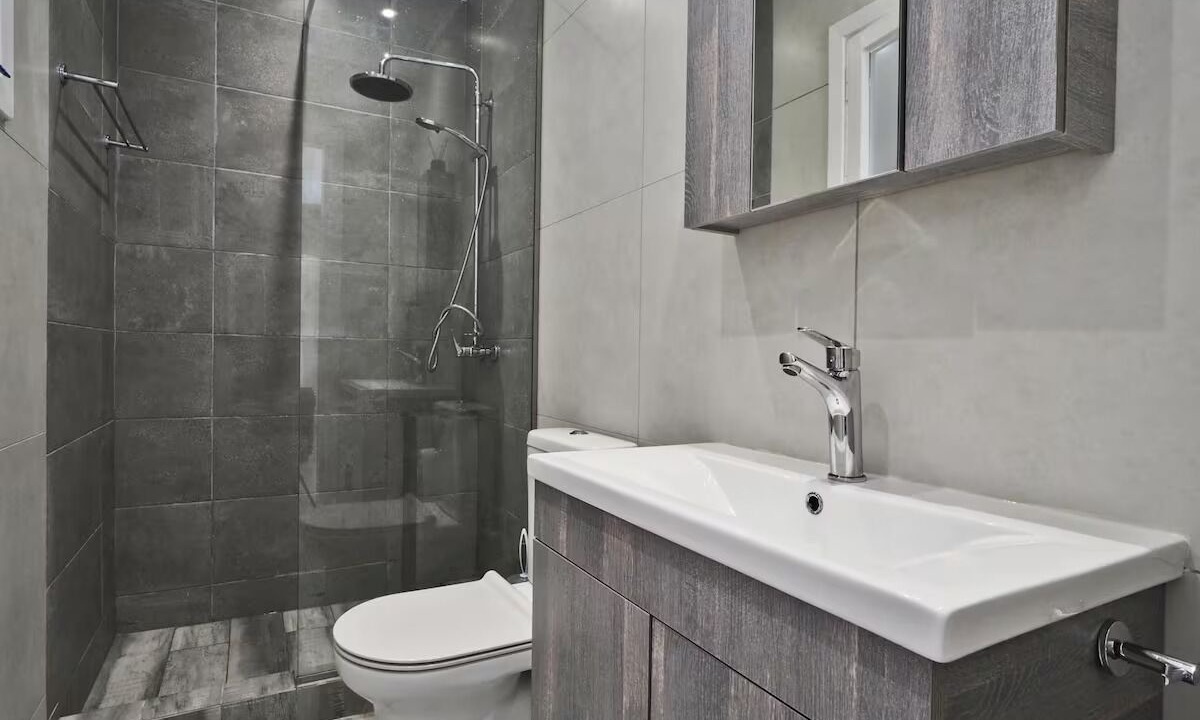 Photo of Bathroom in Perama