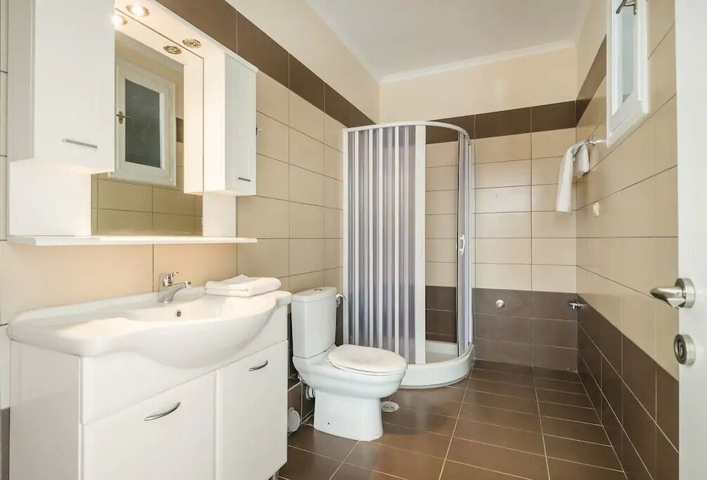 Photo of Bathroom in Perama