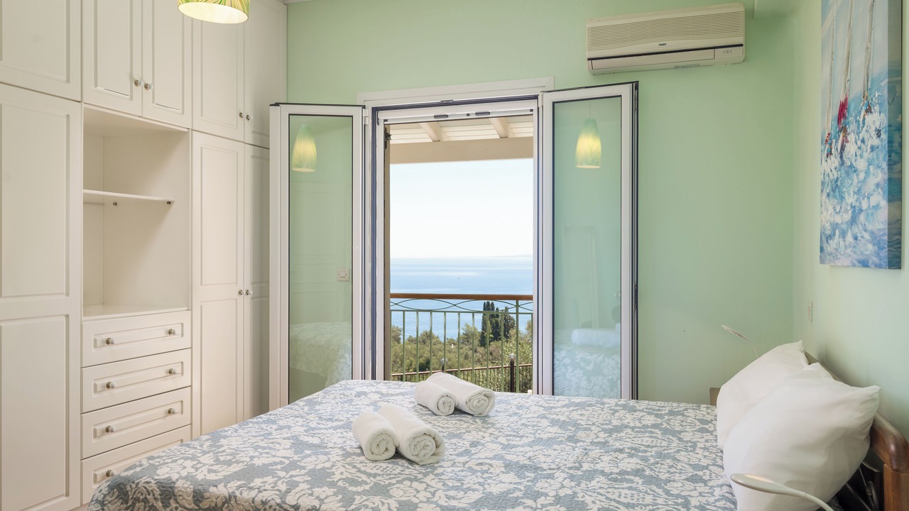 Photo of Bedroom in Perama