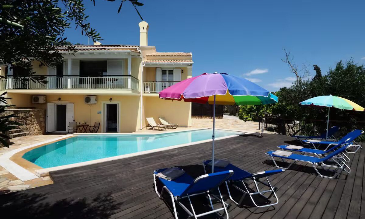 Photo of Outdoor in Perama