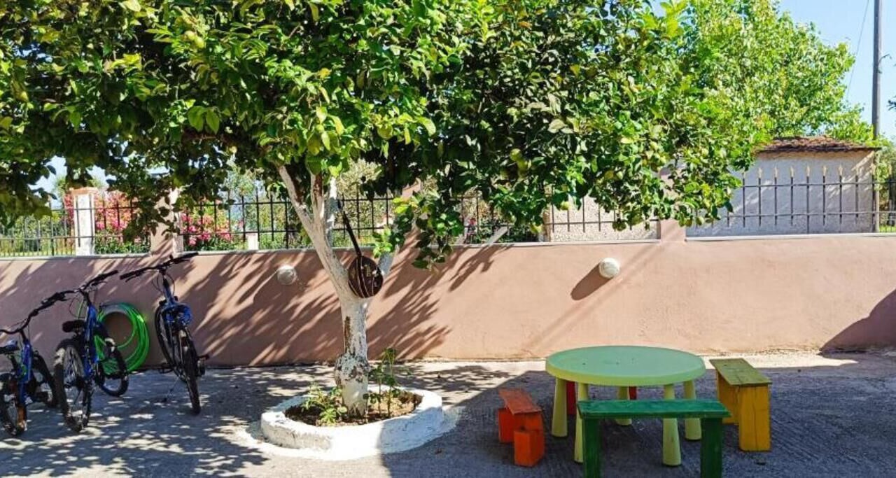 Photo of Outdoor in Petriti