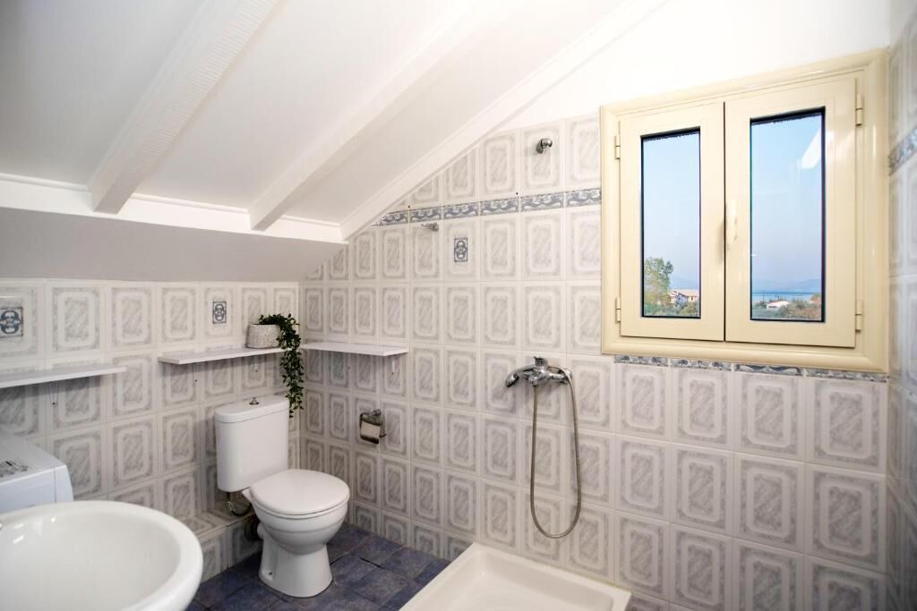 Photo of Bathroom in Molos