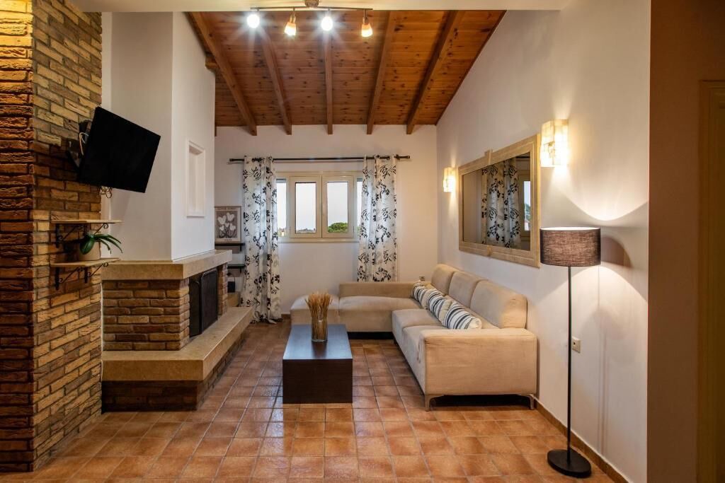 Photo of Livingroom in Molos