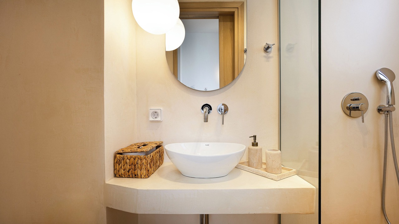 Photo of Bathroom in Violi Charaki