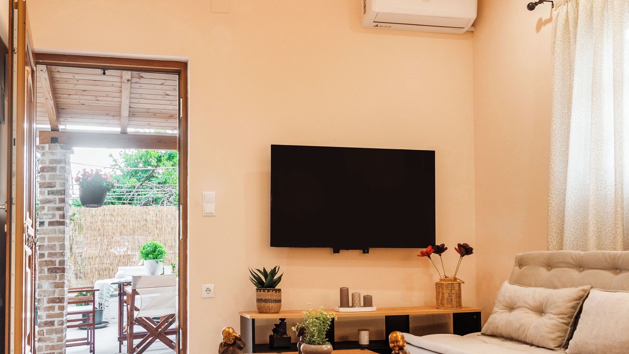 Photo of Livingroom in Melikia