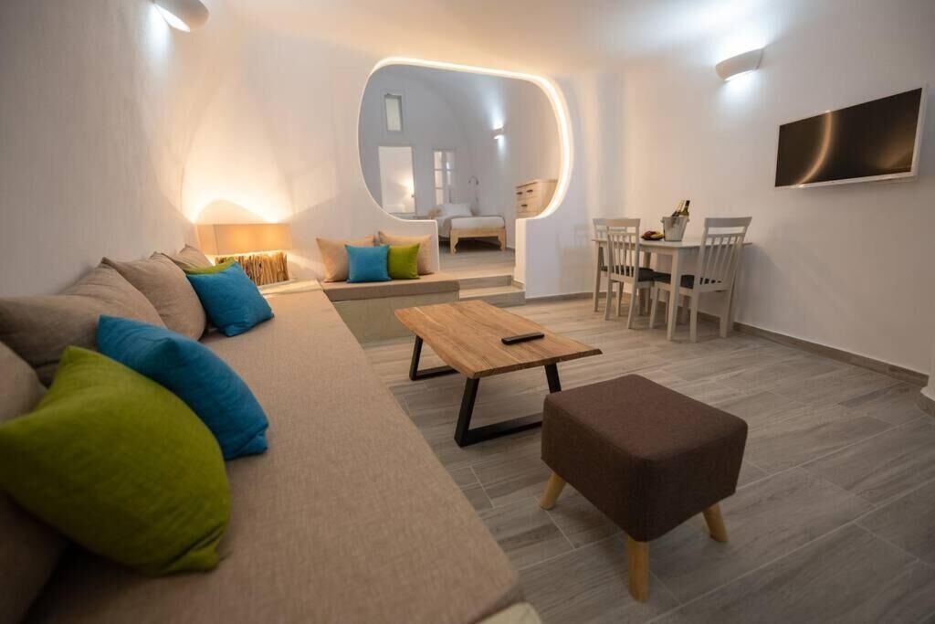 Photo of Livingroom in Oia