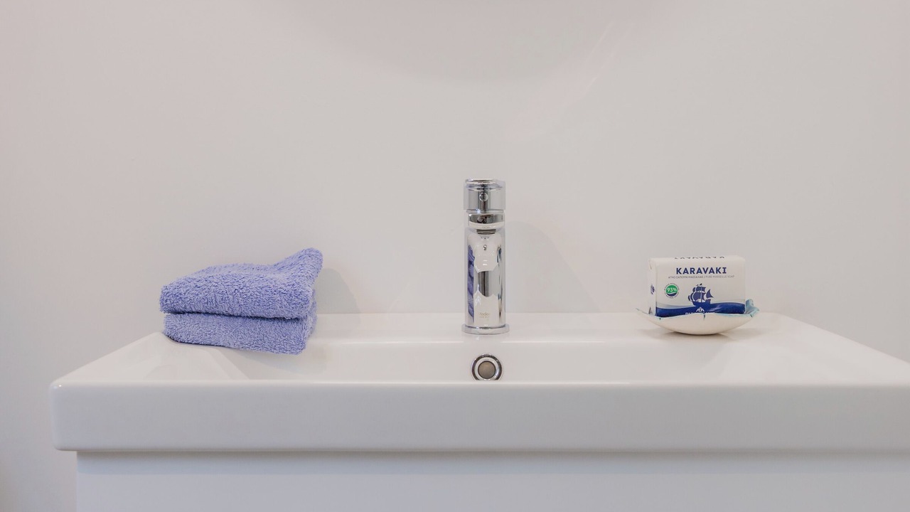 Photo of Bathroom in Apraos