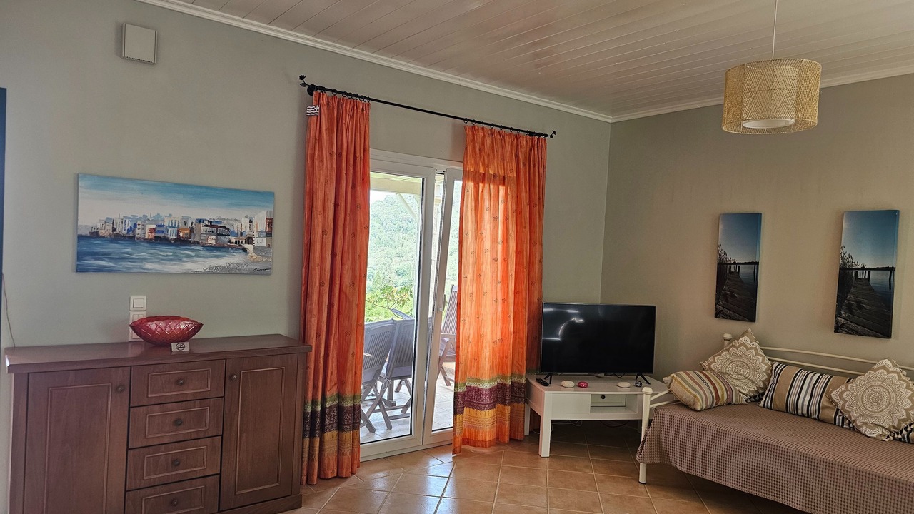 Photo of Livingroom in Agios Georgios