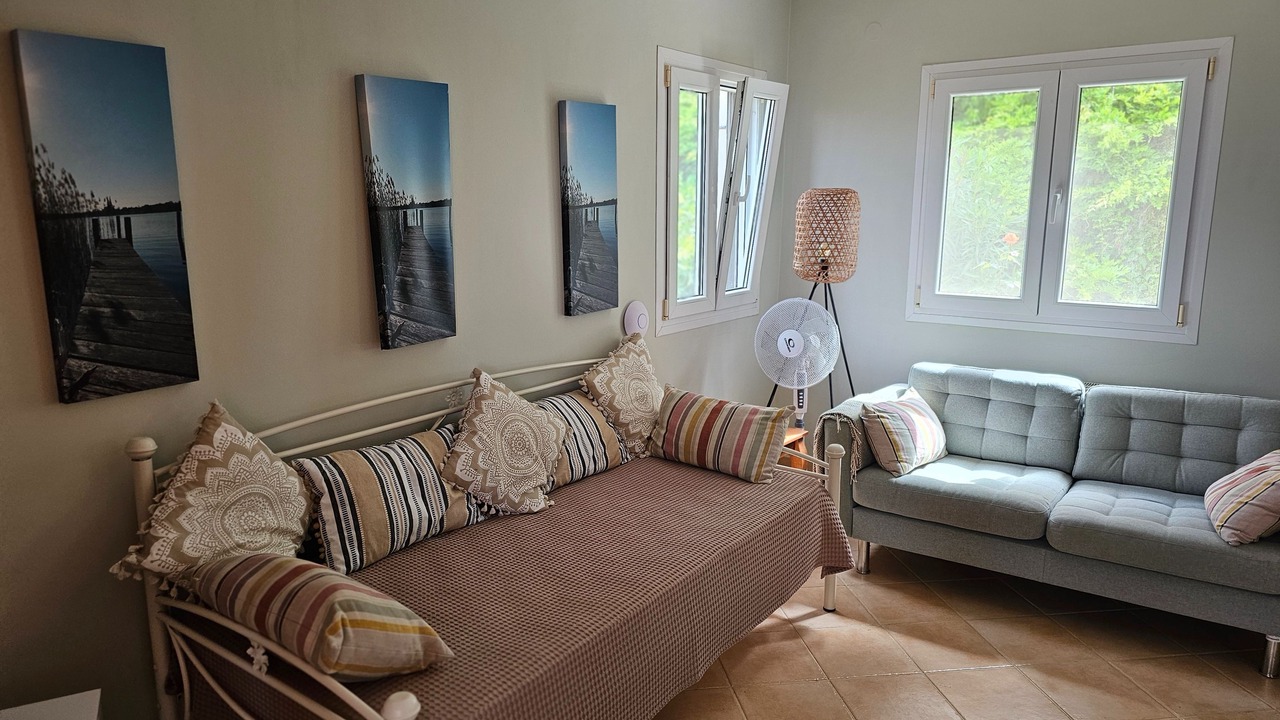 Photo of Livingroom in Agios Georgios