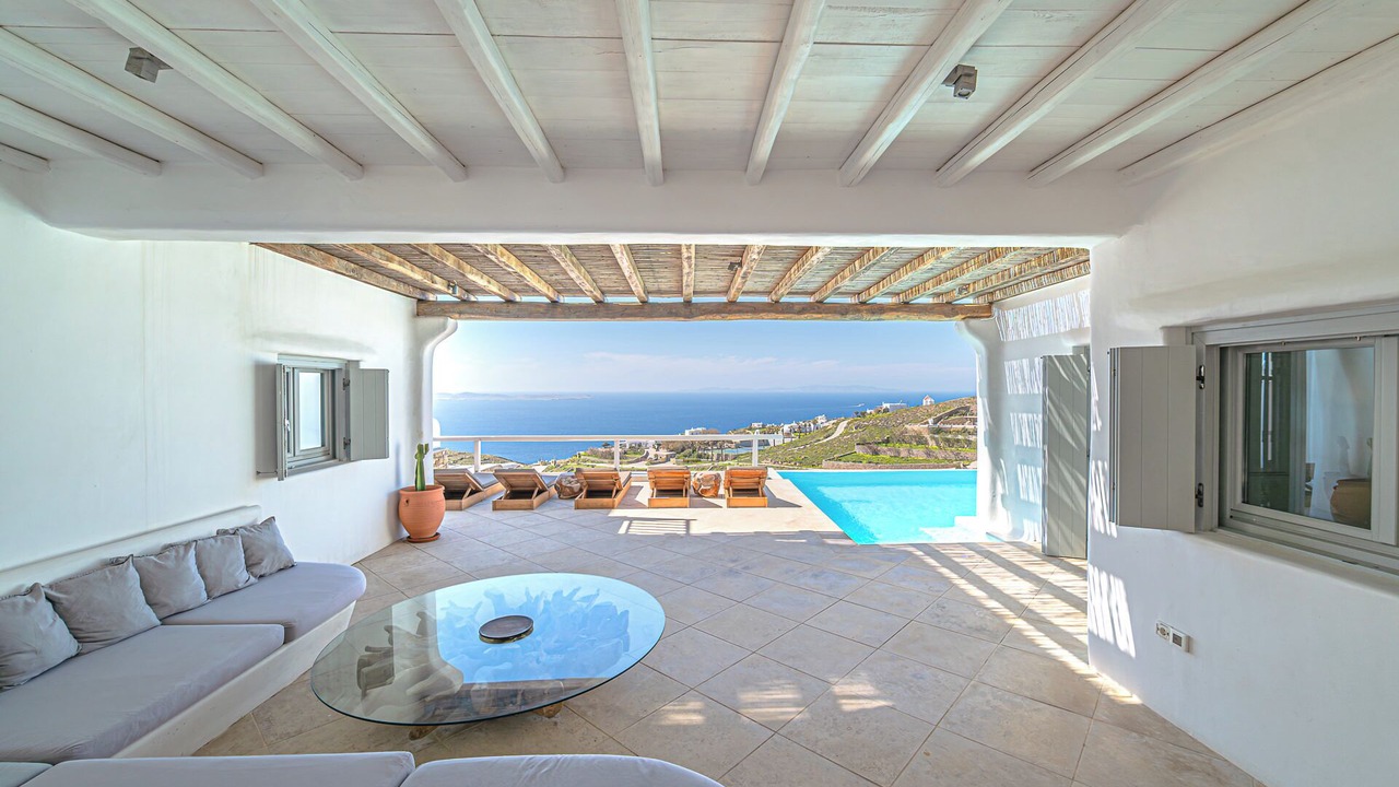 Photo of Bedroom in Faros Armenistis