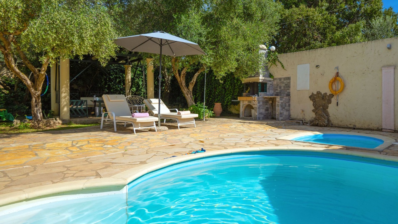 Photo of Outdoor in Chalikounas