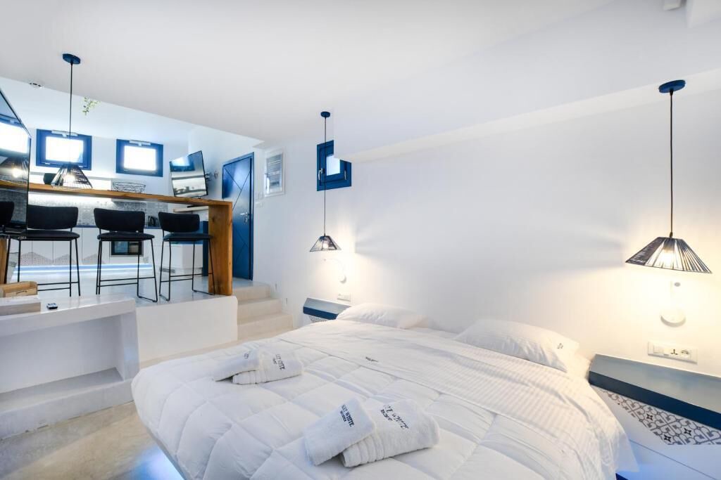 Photo of Bedroom in Monolithos