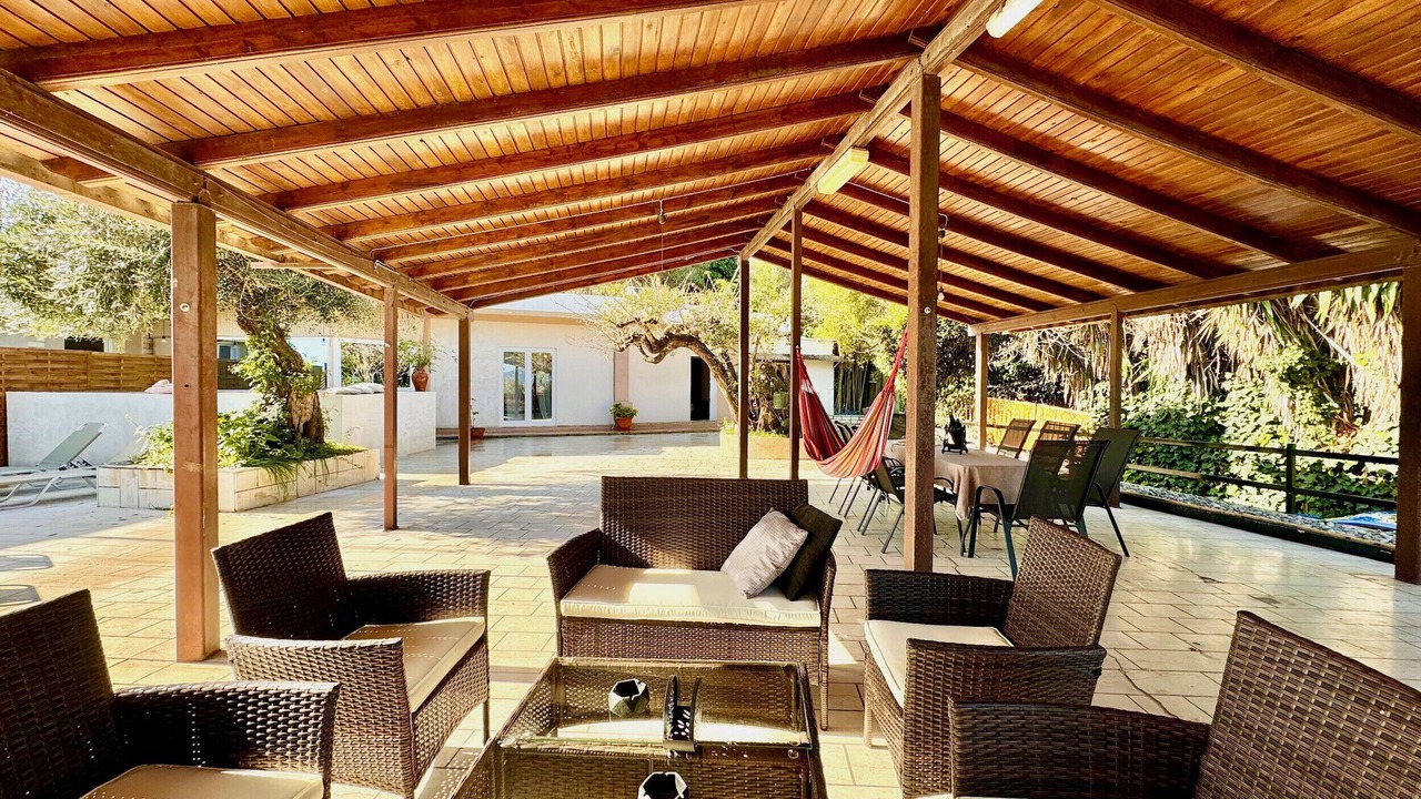 Photo of Outdoor in Dassia