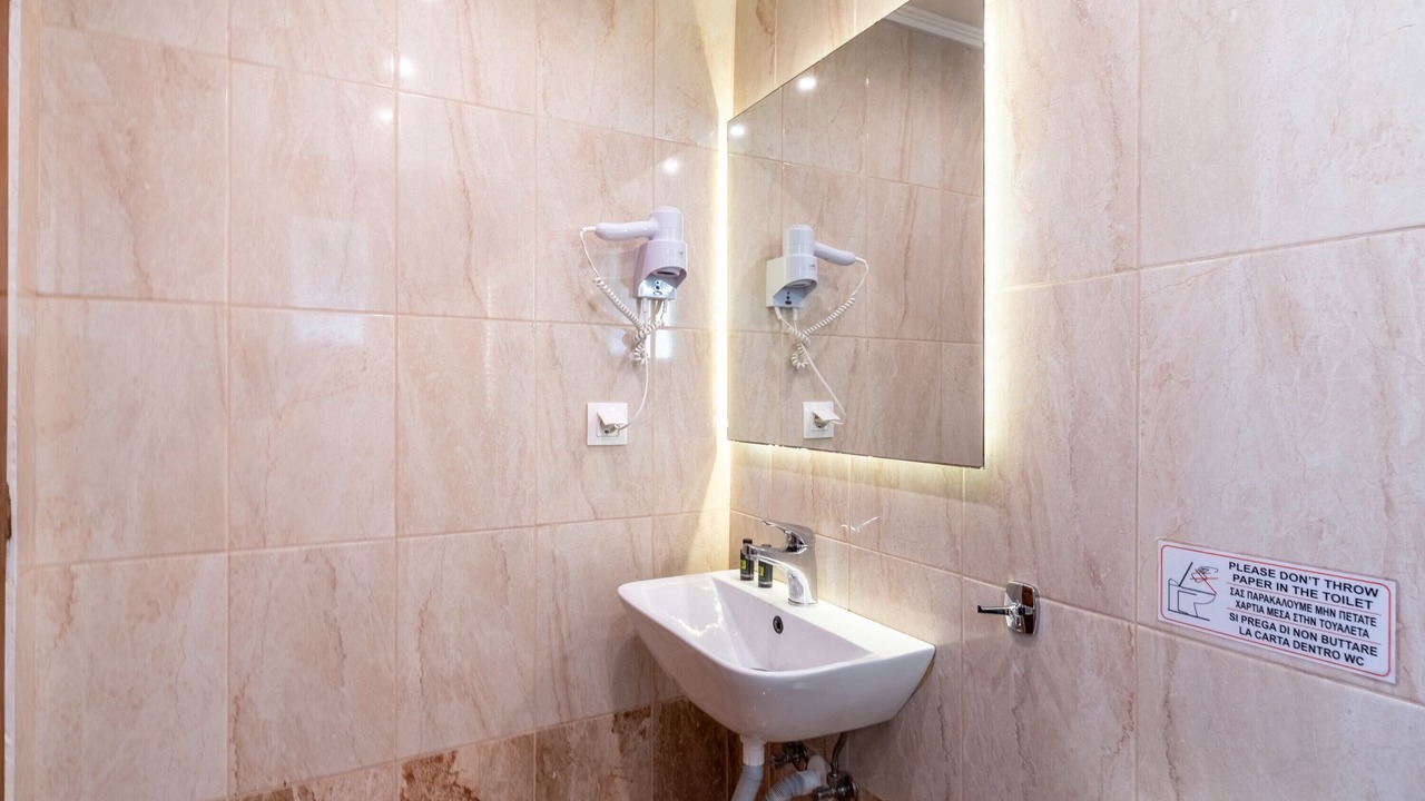 Photo of Bathroom in Pirgi