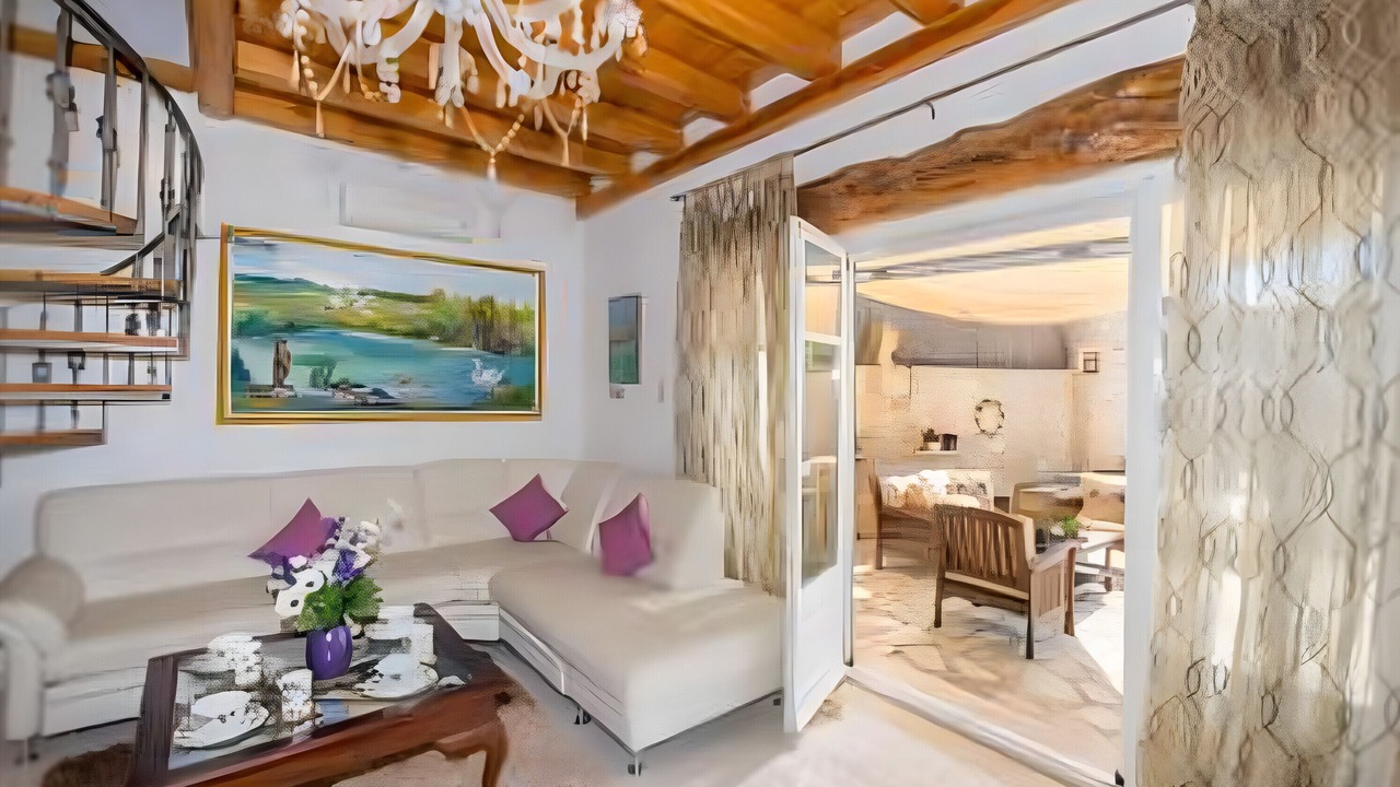 Photo of Livingroom in Peroulion