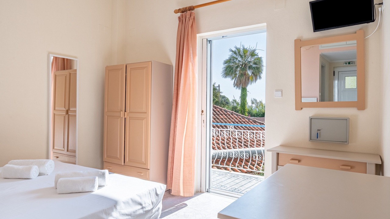 Photo of Bedroom in Parga