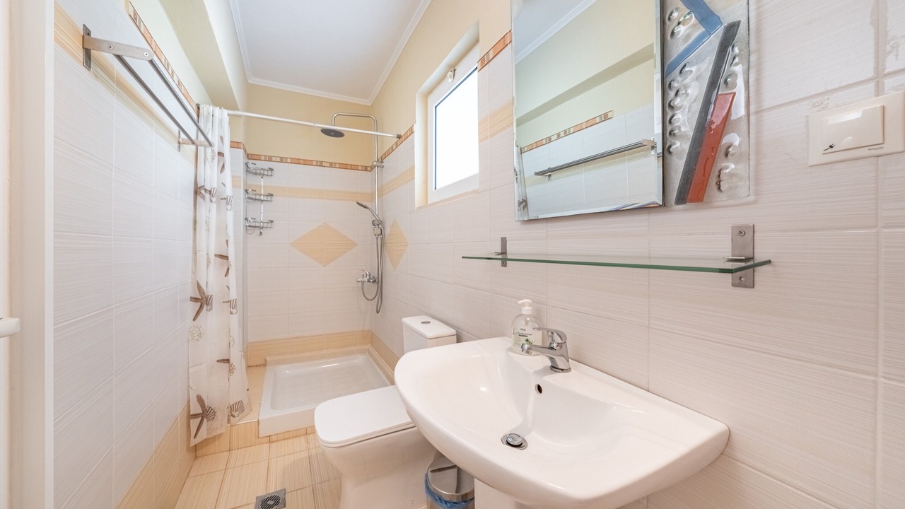 Photo of Bathroom in Parga