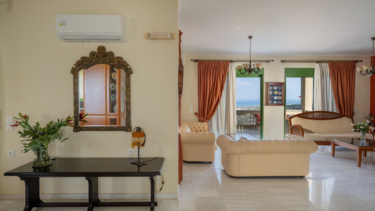 Photo of Livingroom in Giannoudion
