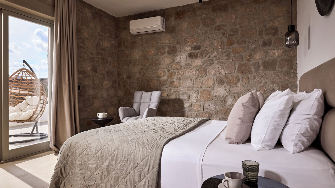 Photo of Bedroom in Adamas