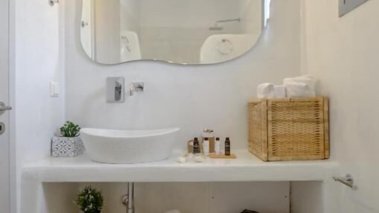 Photo of Bathroom in Naxos