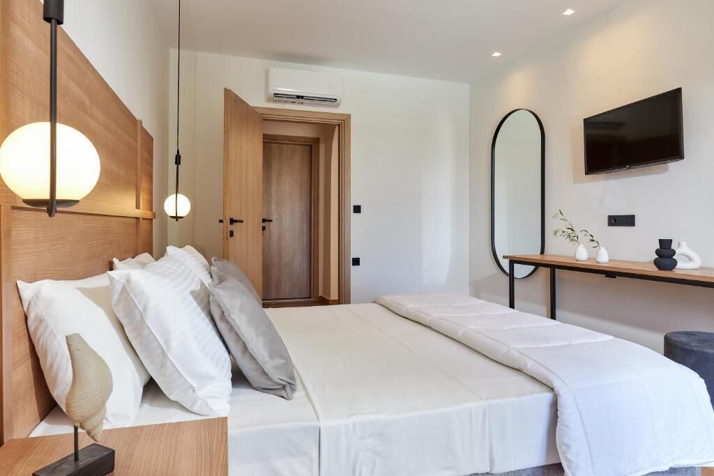 Photo of Bedroom in Analipsi