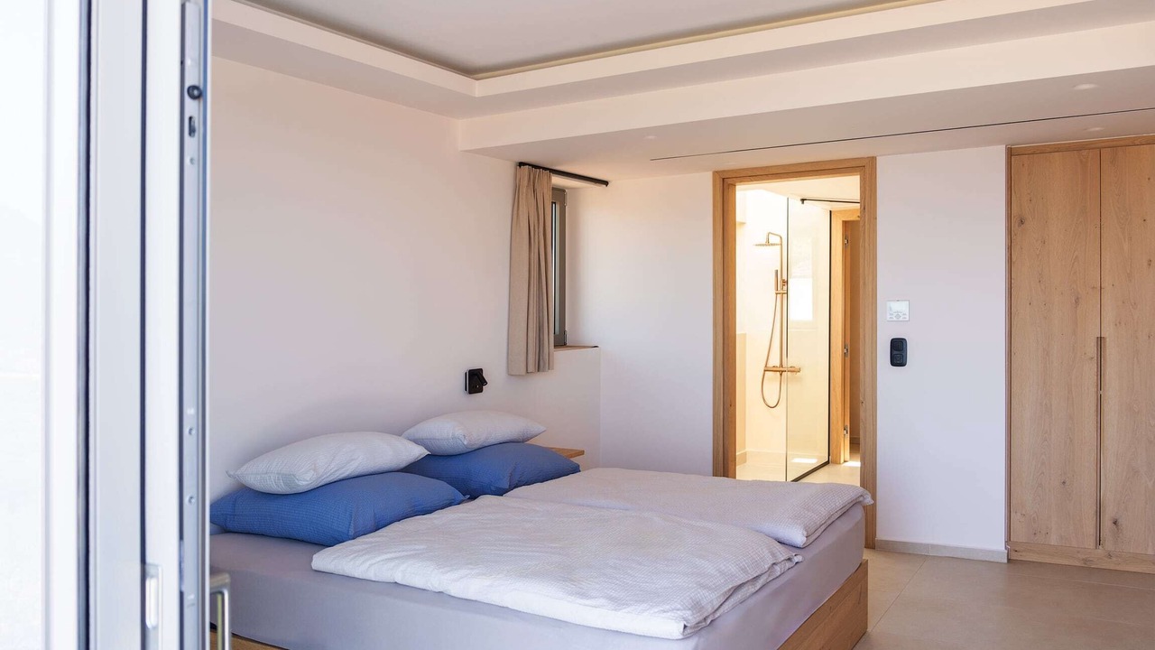 Photo of Bedroom in Lefktron