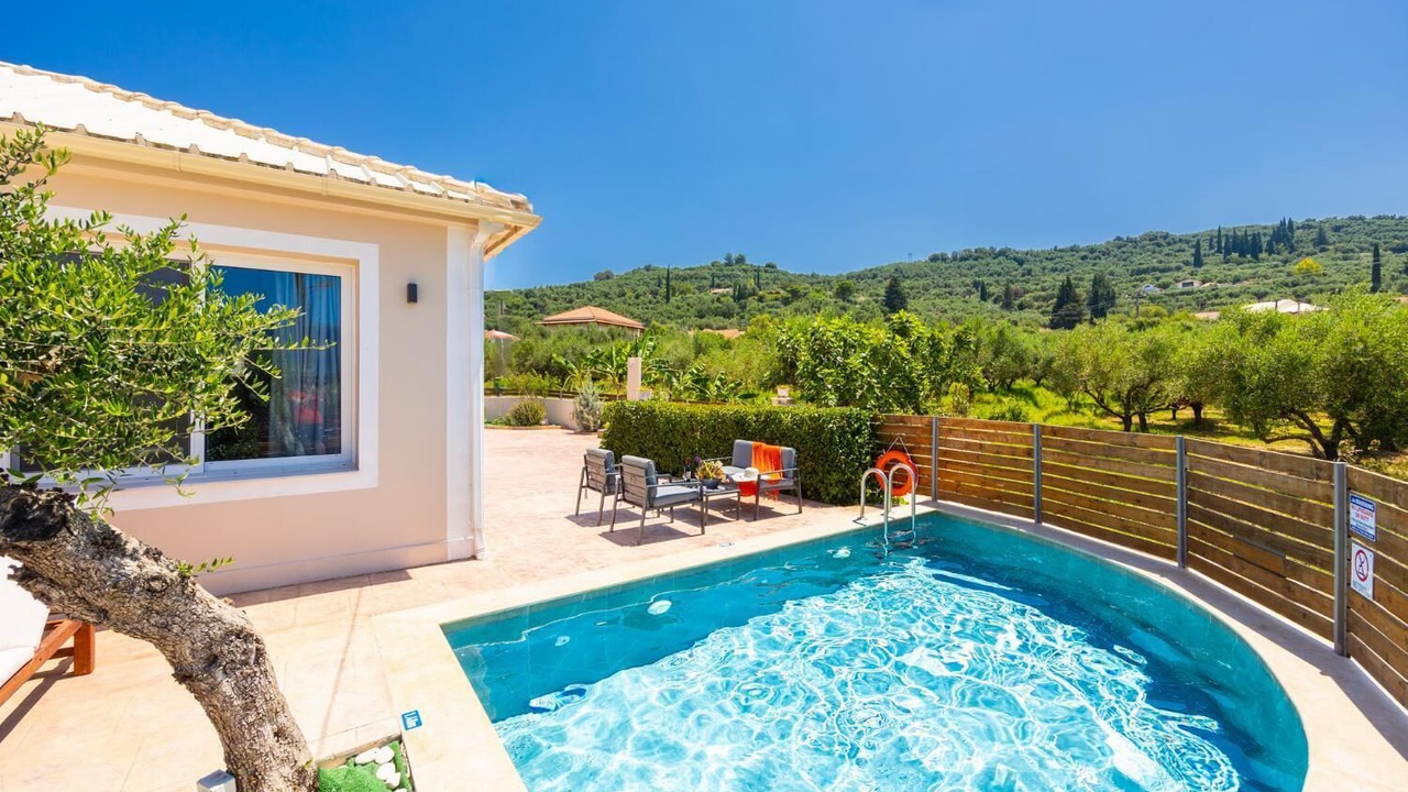 Photo of Outdoor in Alonia