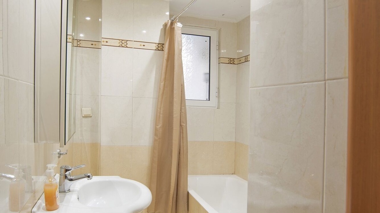 Photo of Bathroom in Peiraiki