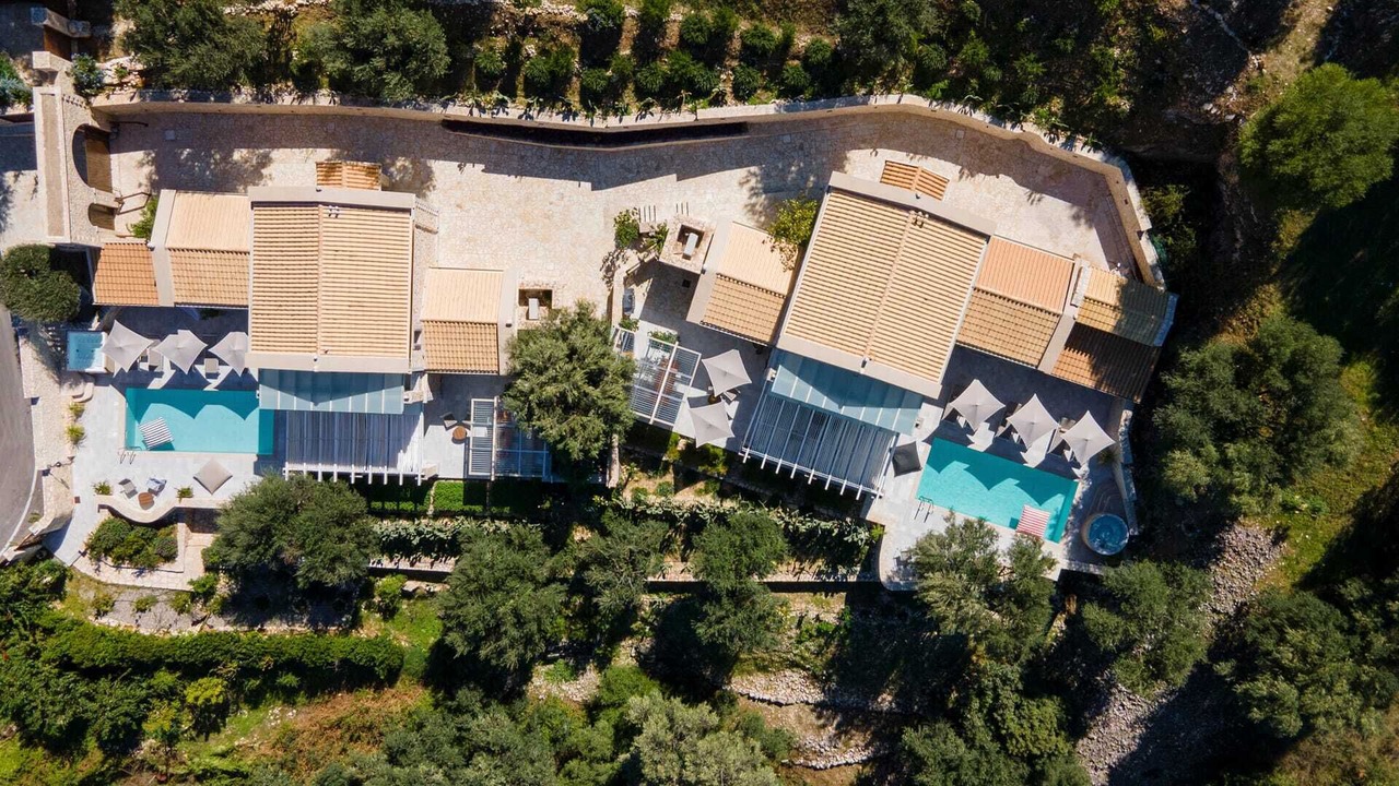 Photo of Outdoor in Peroulion
