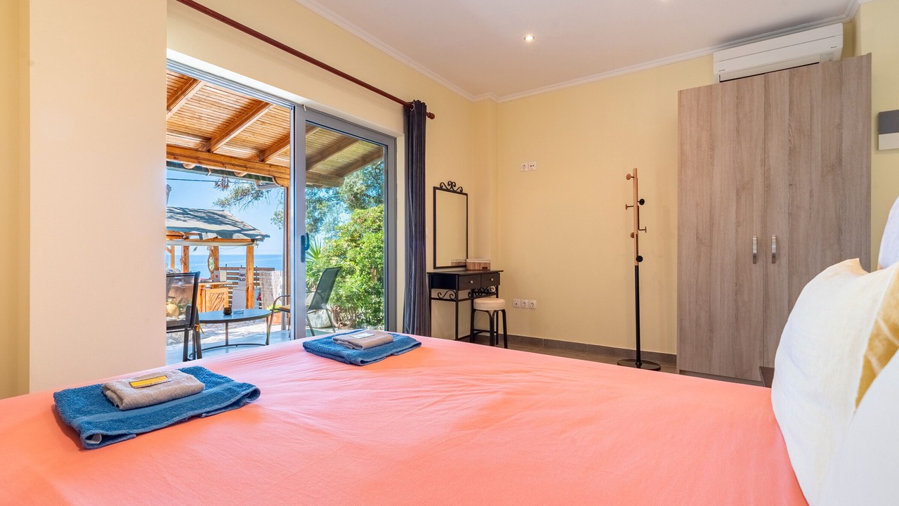 Photo of Bedroom in Sinarades