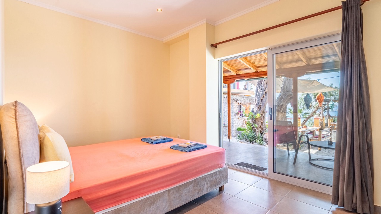 Photo of Bedroom in Sinarades