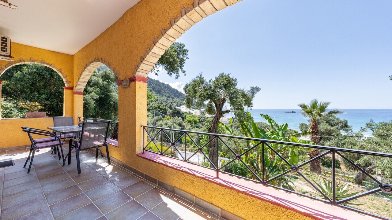 Photo of Outdoor in Parelia