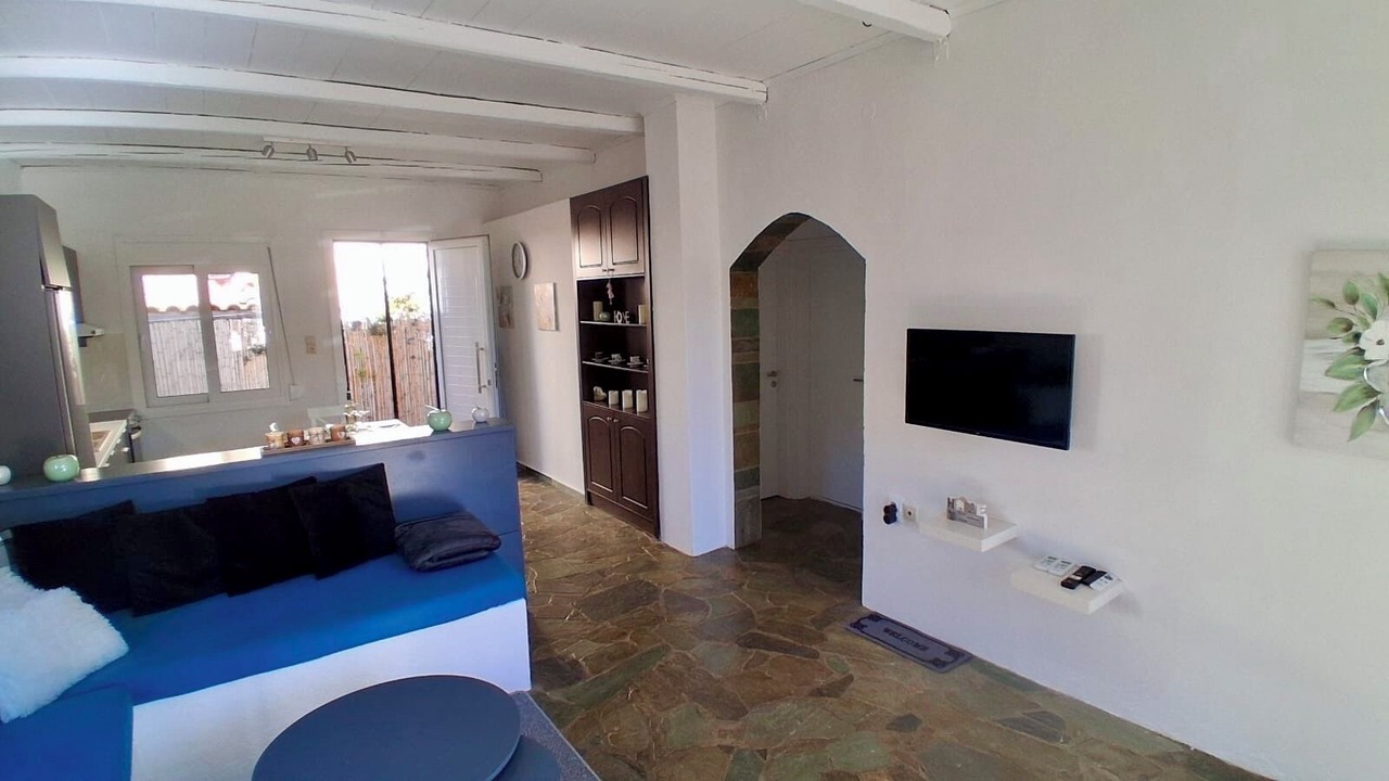 Photo of Livingroom in Kokkini Chani