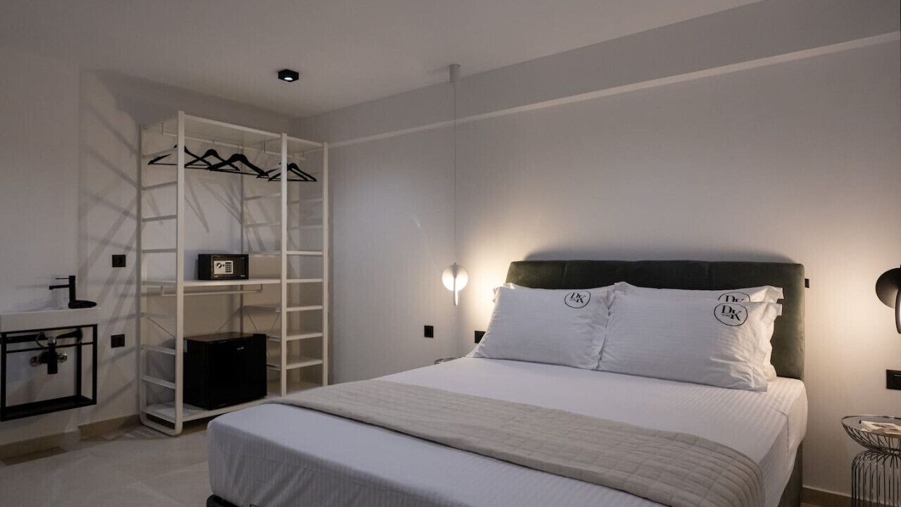 Photo of Bedroom in Kalamata Marina