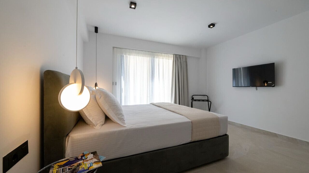 Photo of Bedroom in Kalamata Marina