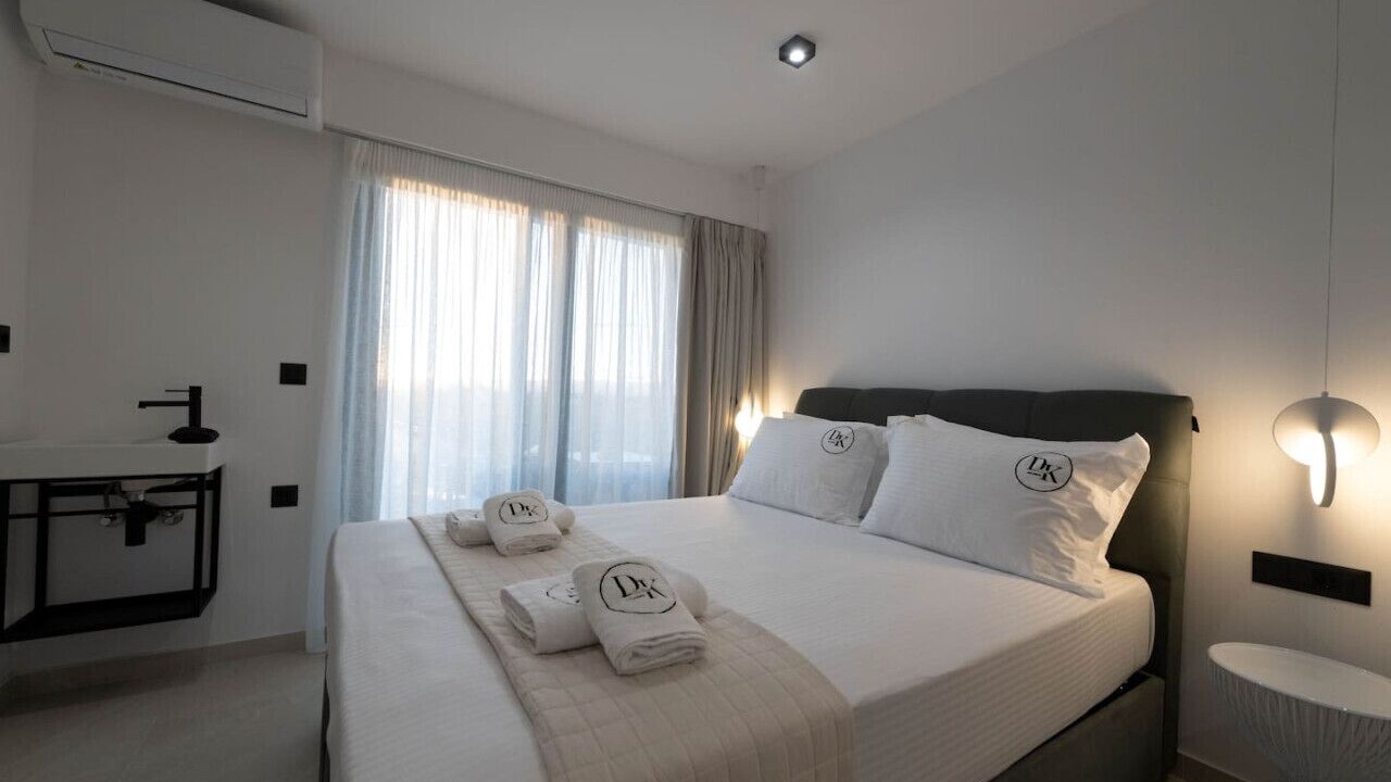 Photo of Bedroom in Kalamata Marina