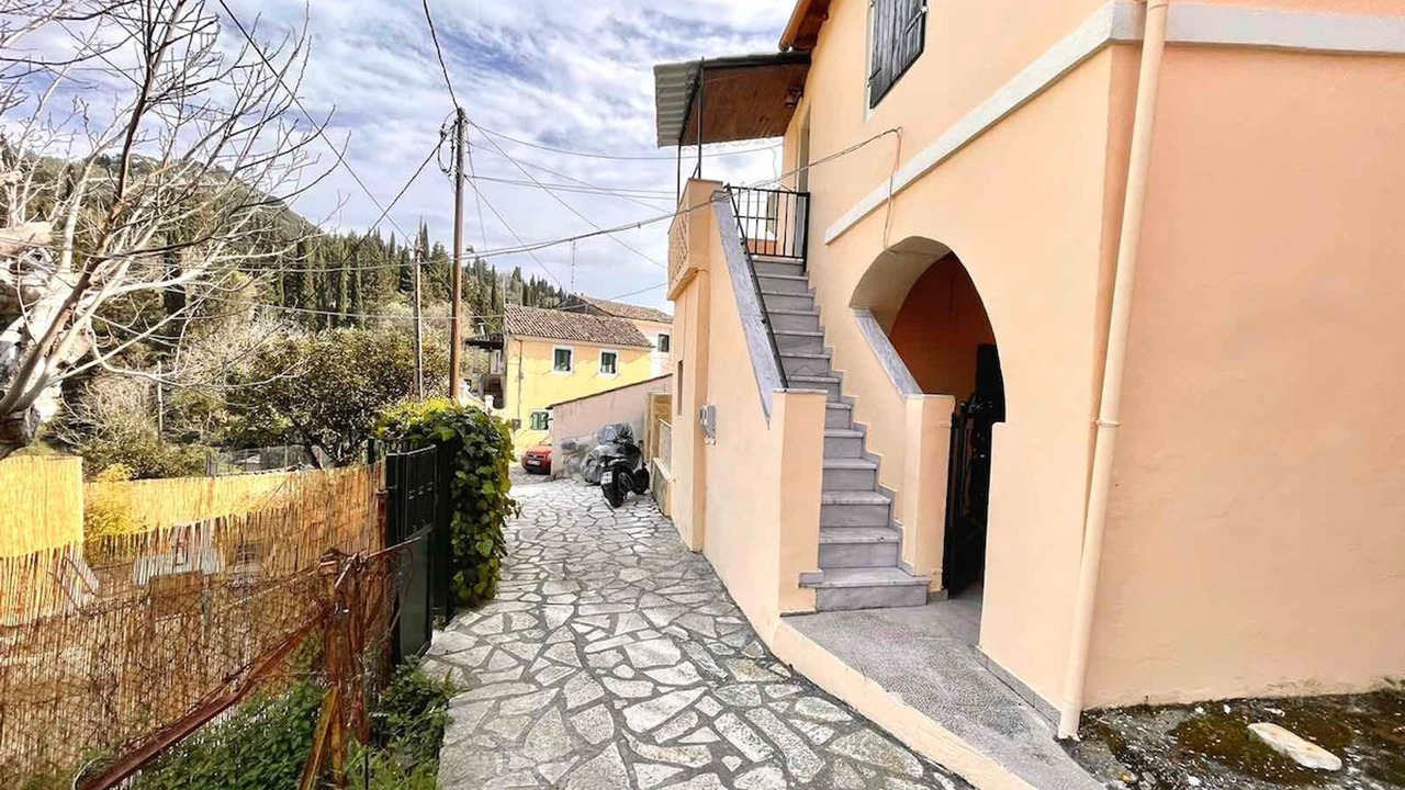 Photo of Outdoor in Achilleio
