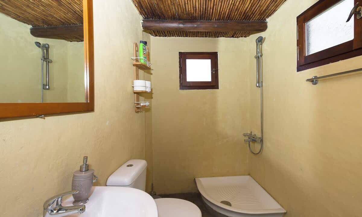 Photo of Bathroom in Drapanias