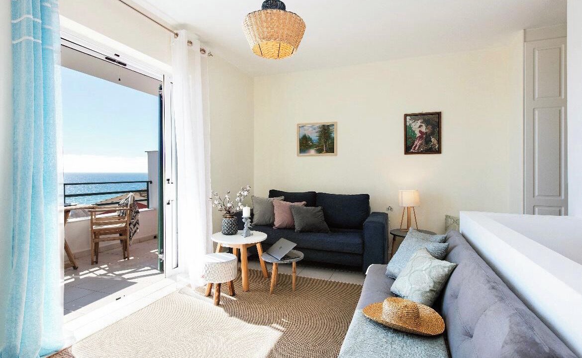 Photo of Livingroom in Glyfada
