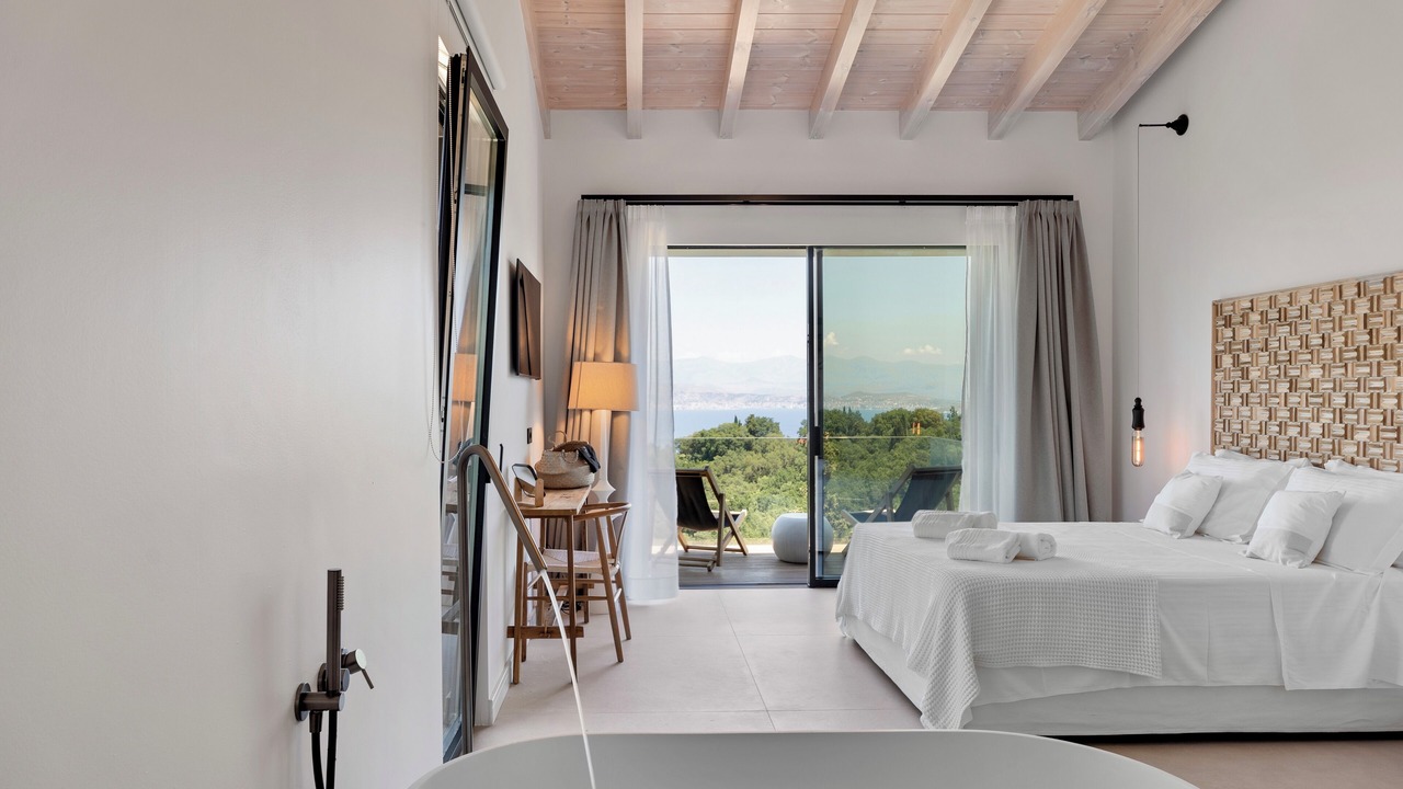 Photo of Bedroom in Petaleia