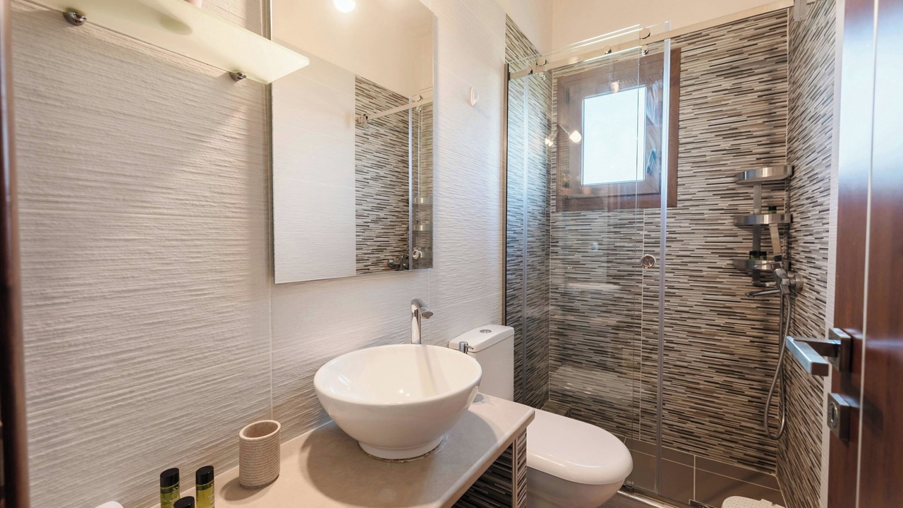 Photo of Bathroom in Parelia