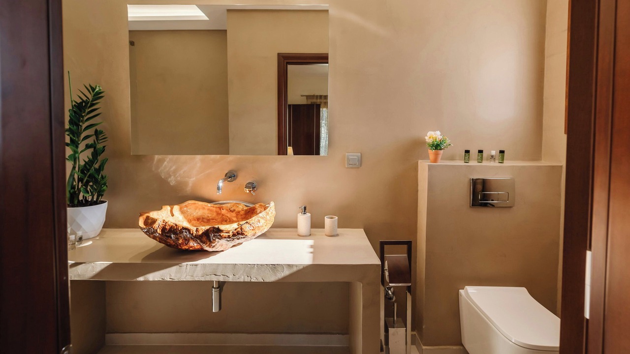 Photo of Bathroom in Parelia