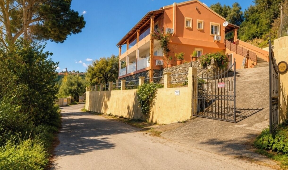 Photo of Outdoor in Sinarades