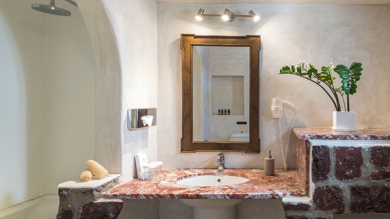 Photo of Bathroom in Oia
