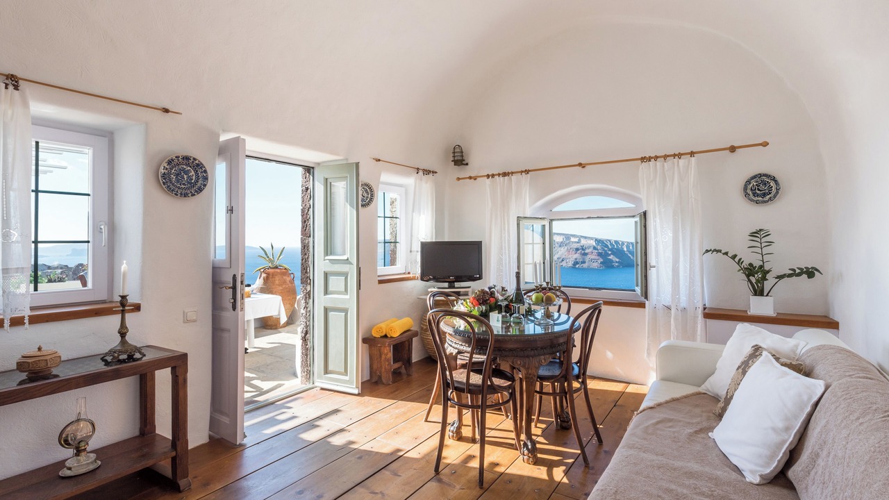 Photo of Livingroom in Oia