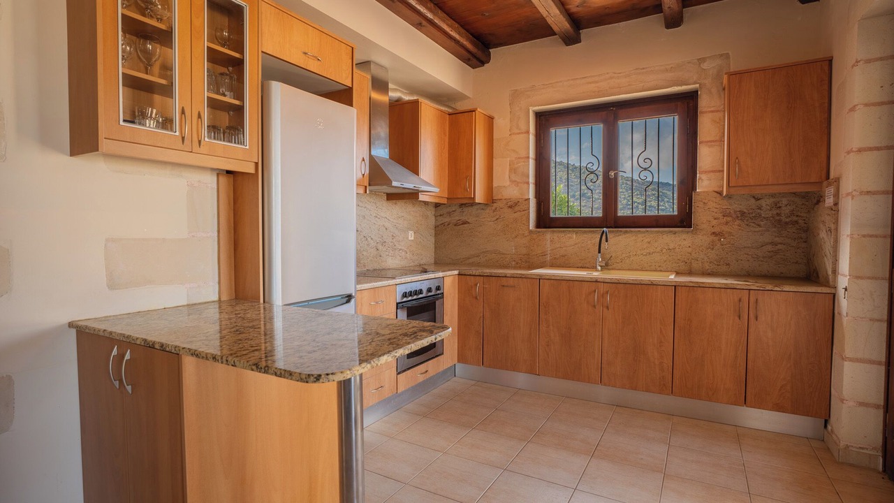 Photo of Kitchen in Makhairoi