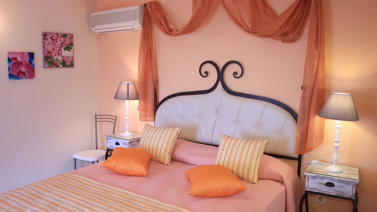 Photo of Bedroom in Paramonas
