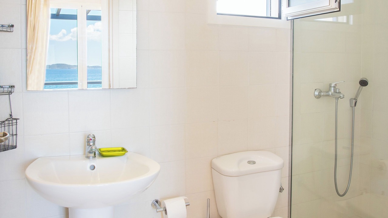 Photo of Bathroom in Neapoli